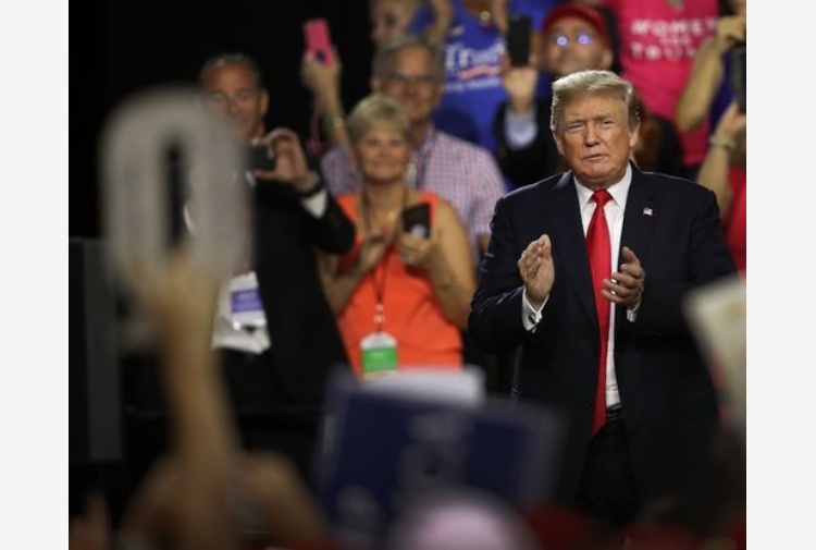 Usa, il mistero di QAnon, i complottisti che adorano Trump